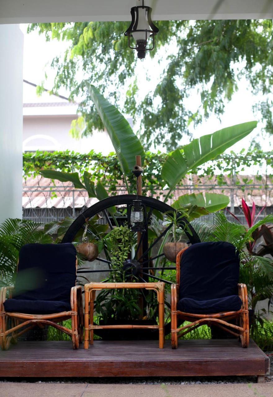 S.R Sofia Villa Hotel Siem Reap Buitenkant foto